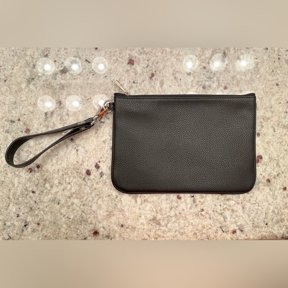 thirty-one Handbags - Thirty-One Rubie Mini AND Wristlet Strap in Black Pebble